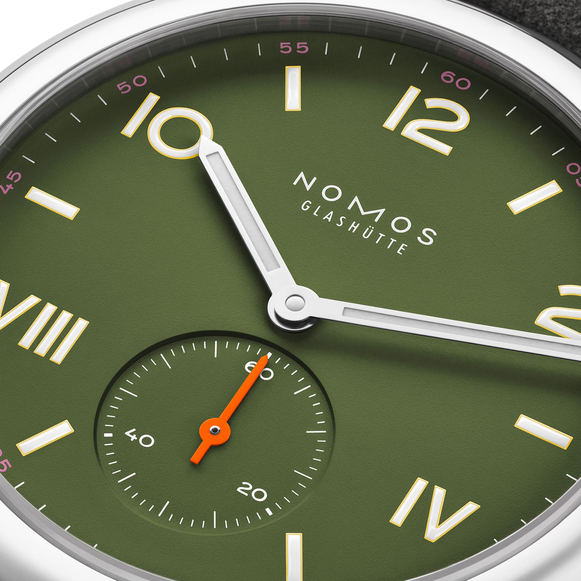 NOMOS Glashütte Club Campus All Olive - Saphirglasboden bei Juwelier Jasper in Lippstadt